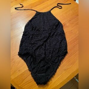 Cacique sexy lace bodysuit